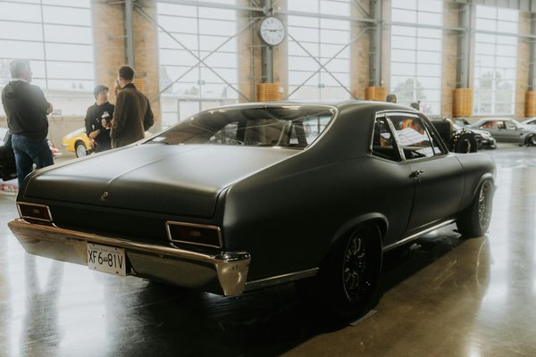 Astuces incontournables pour bien entretenir votre voiture