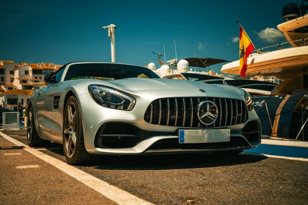 Guide pratique pour importer une voiture d'Espagne économiquement
