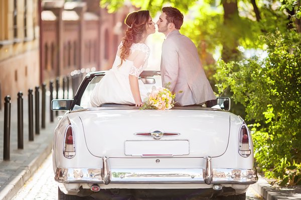 Voitures de mariage : choisissez parmi nos modèles raffinés